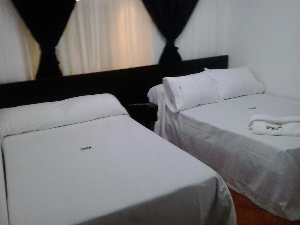 Hotel Casa Gabriela Богота Экстерьер фото