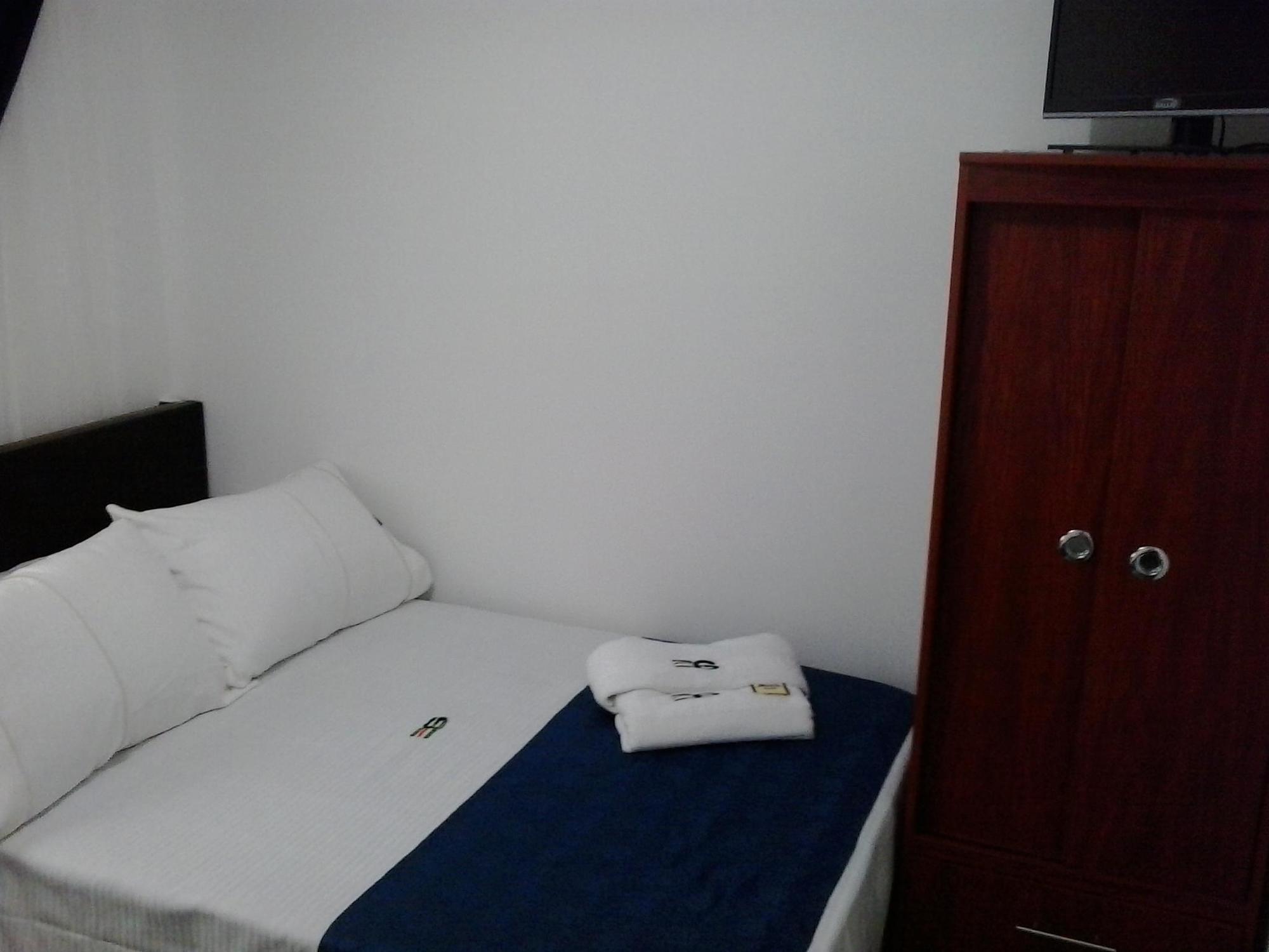 Hotel Casa Gabriela Богота Экстерьер фото